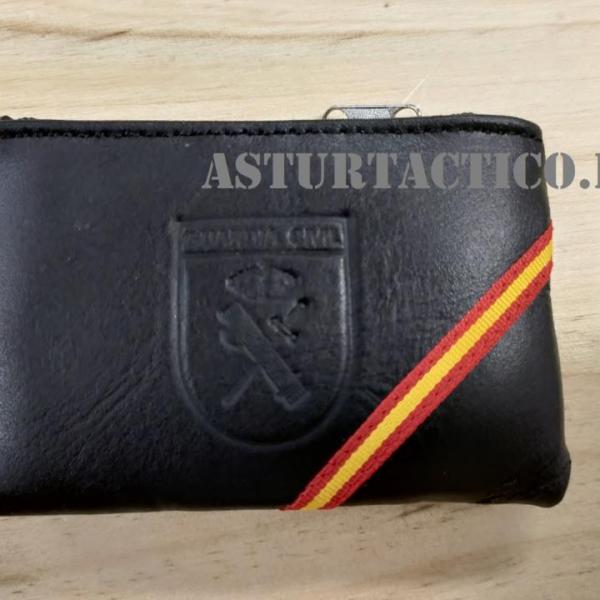 MONEDERO NEGRO CON BANDERA Y EMBLEMA DE GUARDIA CIVIL