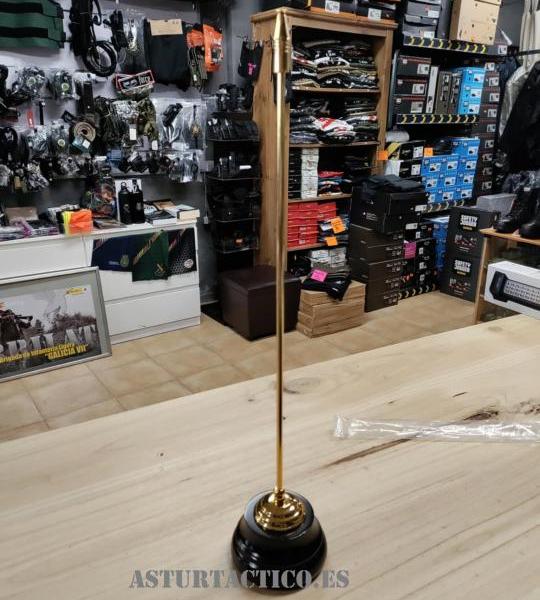 PEANA CON MASTIL DE SOBREMESA PARA BANDERA